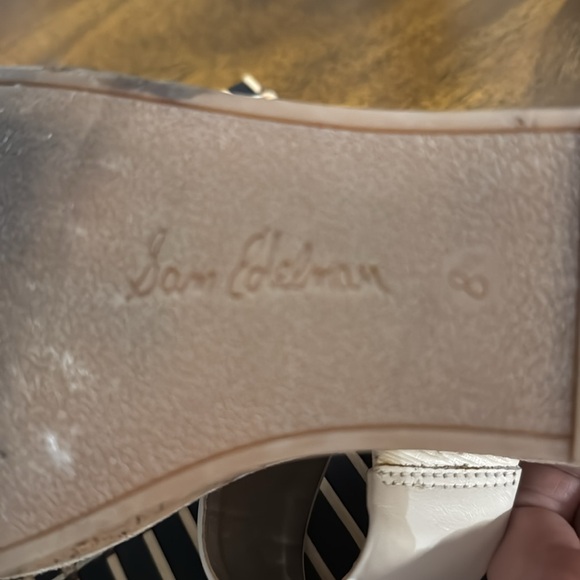 Sam Edelman - Picture 3 of 7